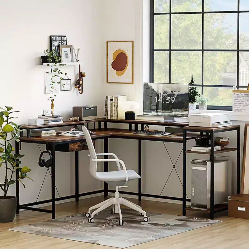 Escritorio de juegos de 68 pulgadas, con tomas de corriente y monitor, escritorio de esquina para computadora, escritorio de oficina en casa, para el hogar, la oficina, la sala de estar