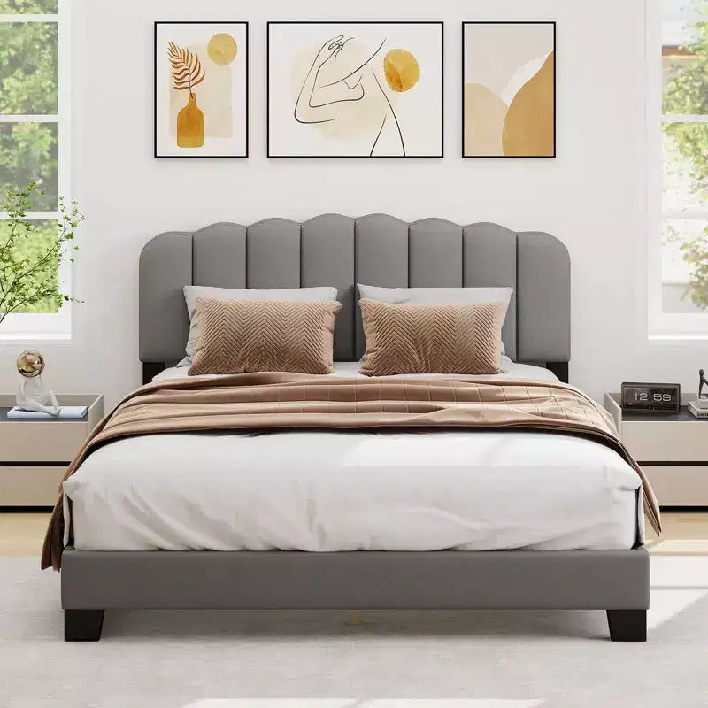 Base de cama Queen, tapizada en lino con plataforma y soporte de listones de madera