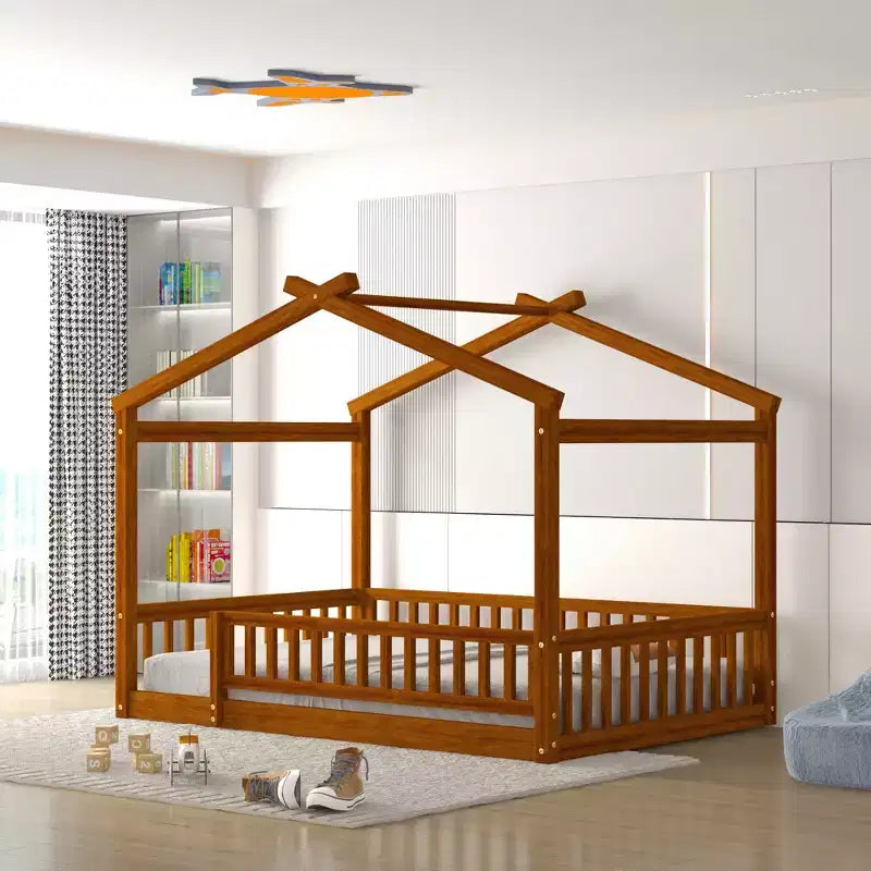 Cama de casa moderna de madera Astrid con valla