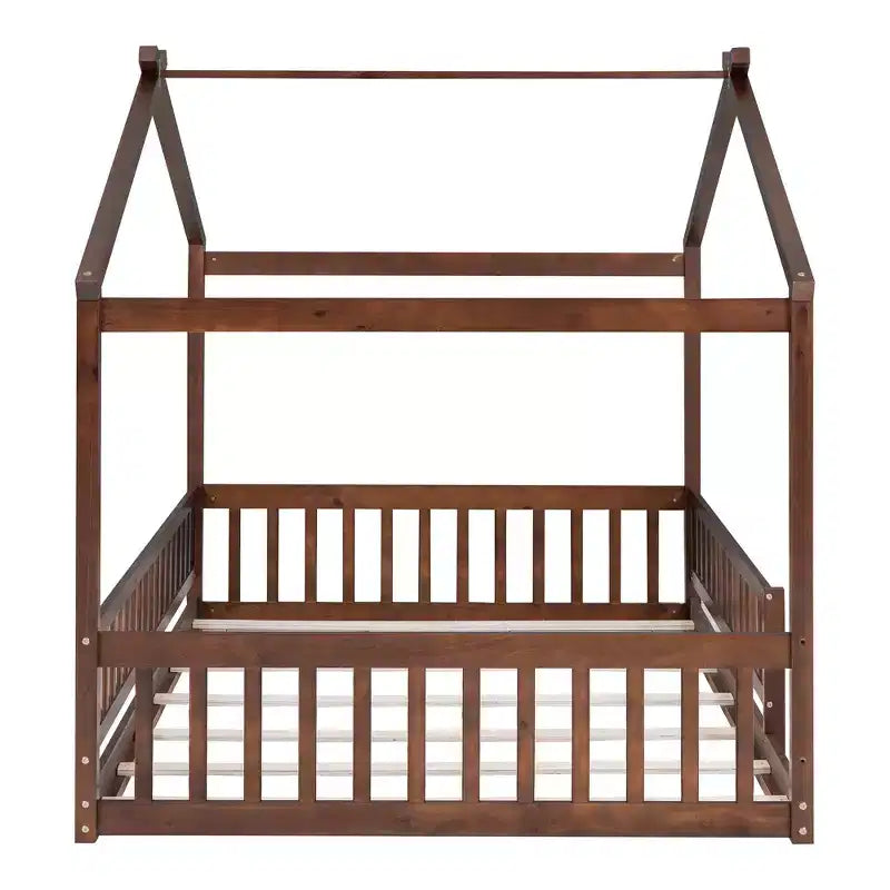 Cama de casa moderna de madera Astrid con valla