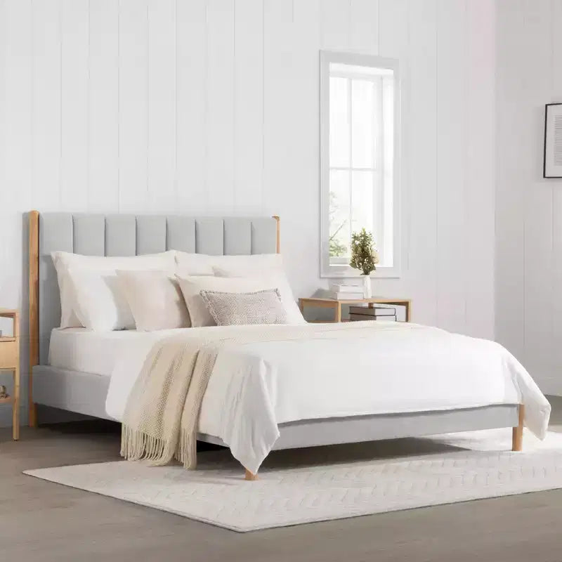 Base de cama de plataforma de madera totalmente tapizada
