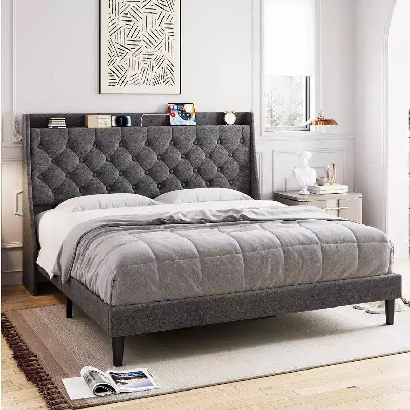 Base de cama King Size con puertos de carga y estante de almacenamiento, cama de plataforma tapizada con cabecero de ala, no necesita somier, gris